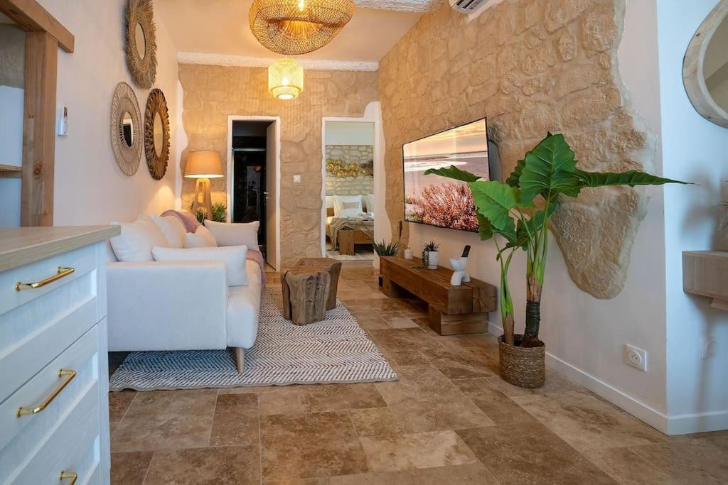 Evasion Scandinave A Narbonne Elegance Et Confort Reunis ! Exterior photo